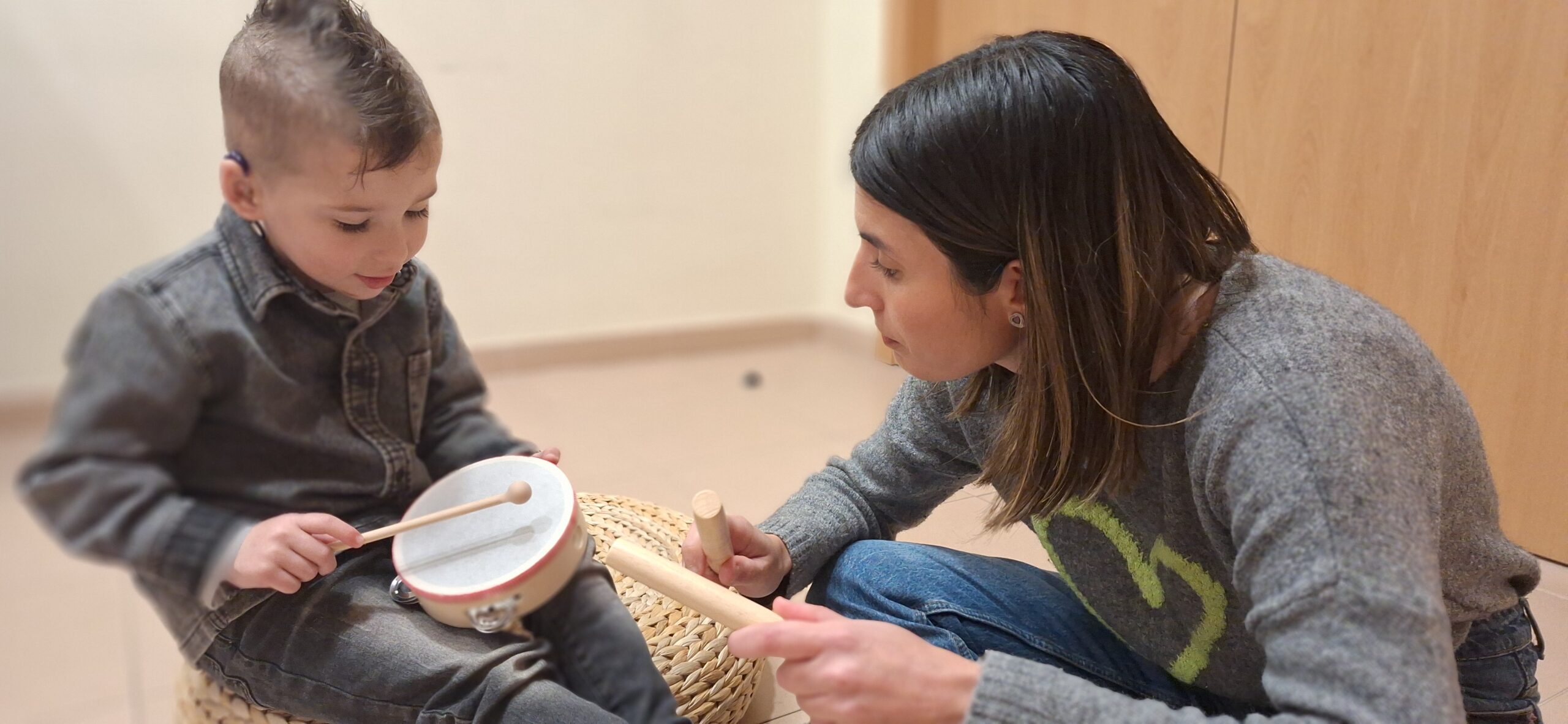 Oberta la convocatòria de beques de logopèdia i de psicologia de 2026!