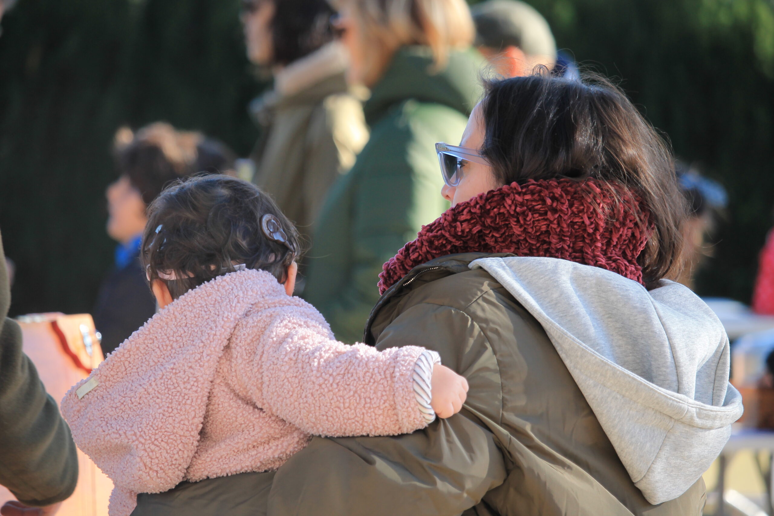 El dret dels infants amb sordesa a accedir a la llengua oral de la seva família