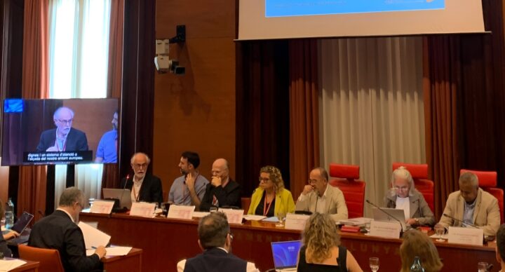 La Federació ACAPPS demana al Parlament garantir l’accés universal a les pròtesis auditives sense límit d’edat: “Catalunya no pot ser l’excepció negativa d’Europa”